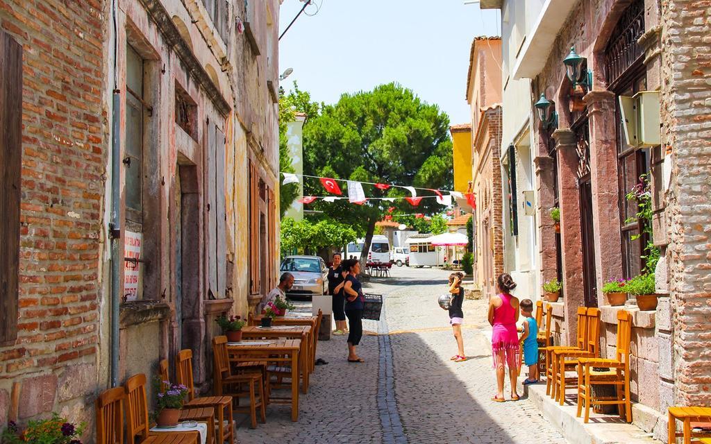 Sualti Hotel Ayvalik Bagian luar foto